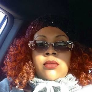 Meet your Posher, Alicia